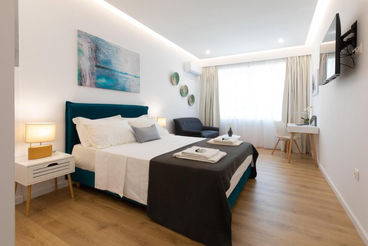 Minimal Apartment In Plaka Athens Luaran gambar